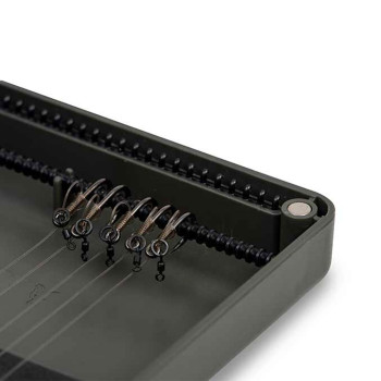 EDGES LGE RIG/DISC BOX 50PINS/7D (CBX099) 