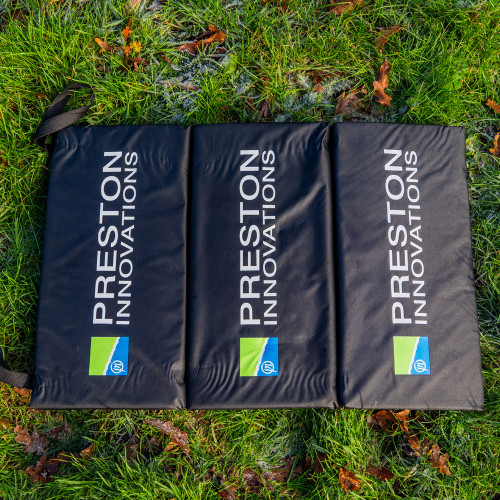 FOLD AWAY UNHOOKING MAT (P0130131) 