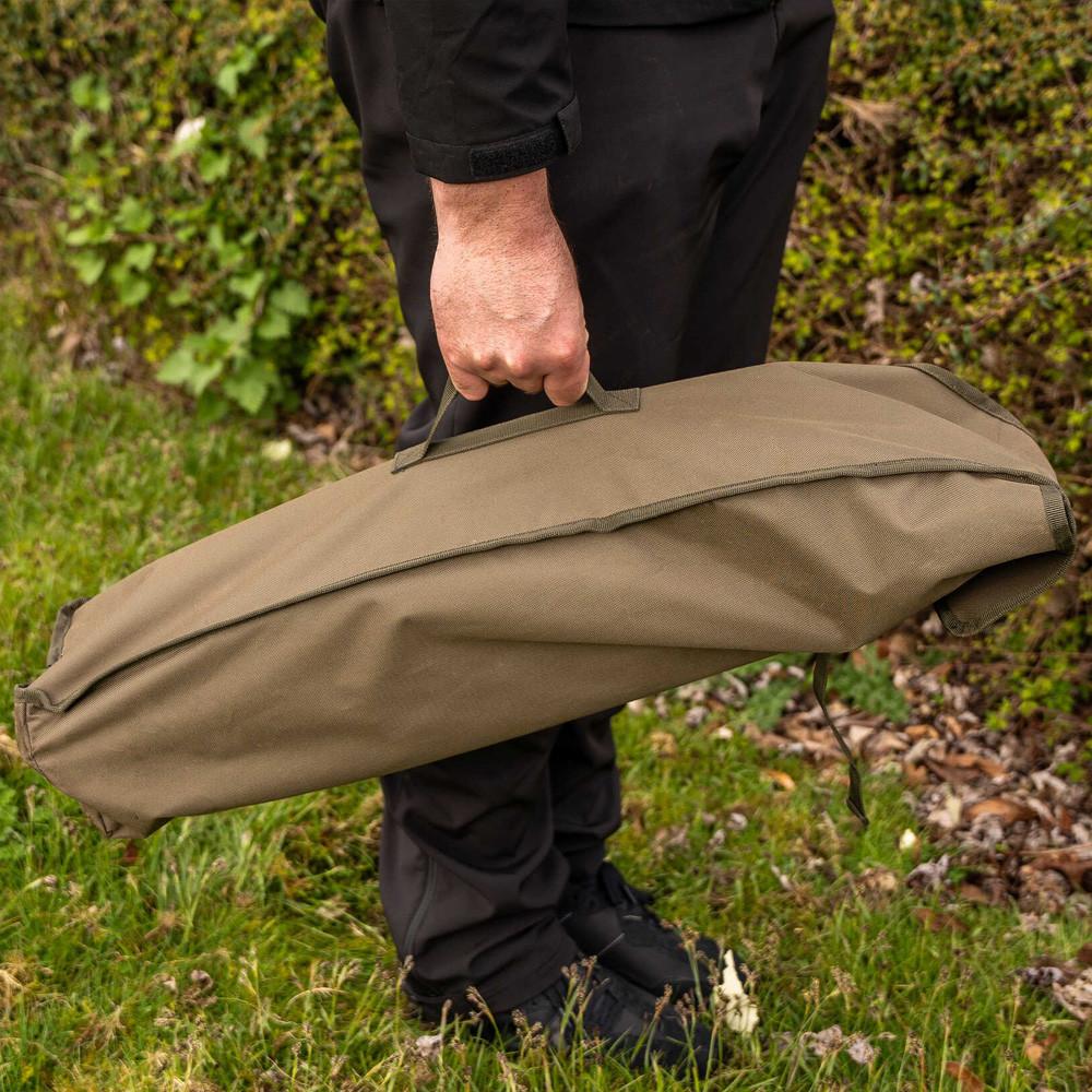 Revolve Low Chair (A0440039) 