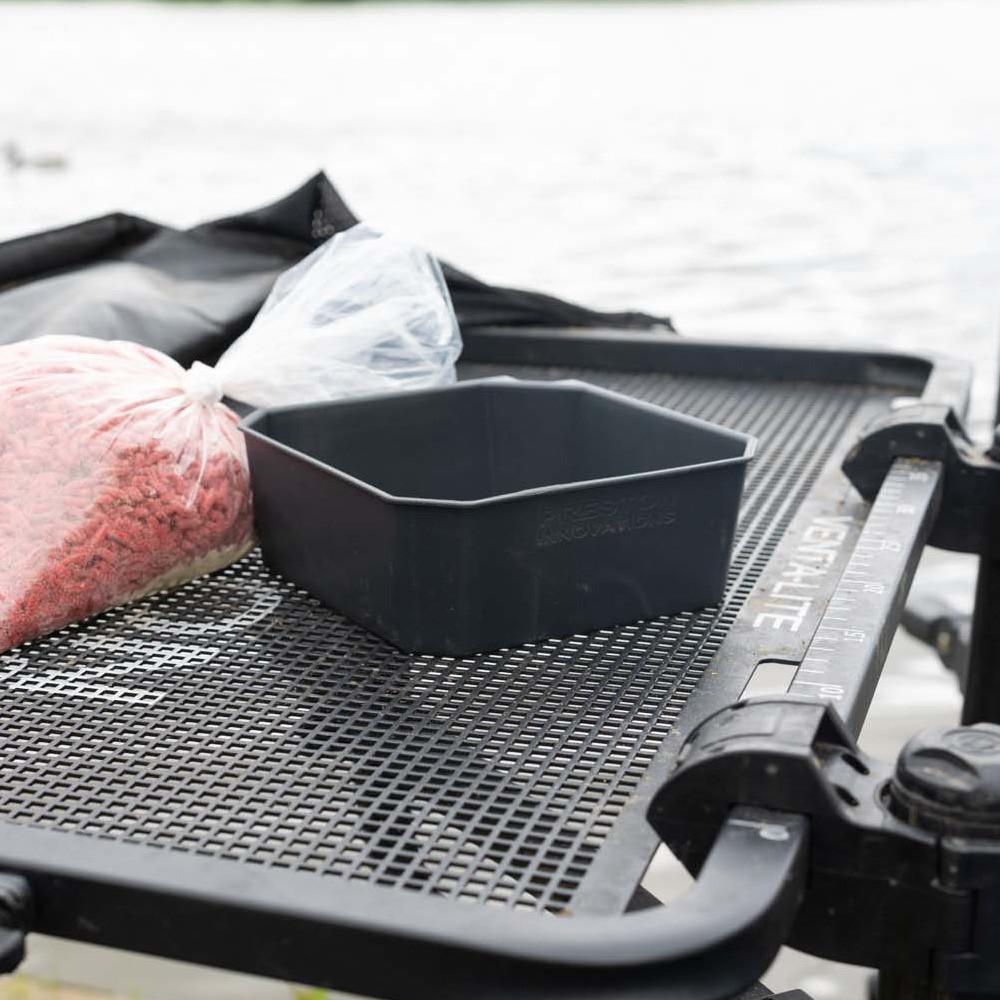 MAGGOT RIDDLE 2PT (P0260016) 